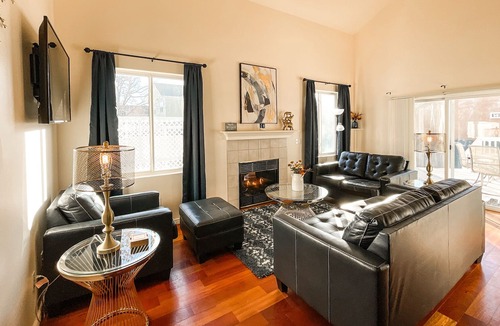 Cheyenne Meadows House | Stylish Retreat w/ amazing patio, in heart of COS