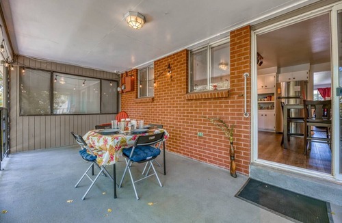 Morse Park Apartment | Suite 25 Veranda Nights – Boutique Medical Housing