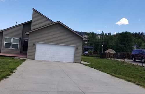 Summit Cove House | Summit Cove, 3 bedrooms, 2 baths, and 2 car garage Level 2 EV Charger BCA-46844