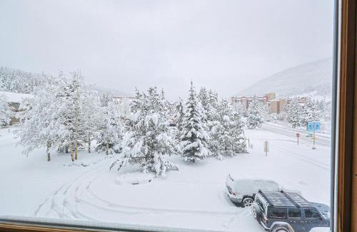 Copper Mountain Village Apartment | Summit House 2 bed 2 bath SHGW