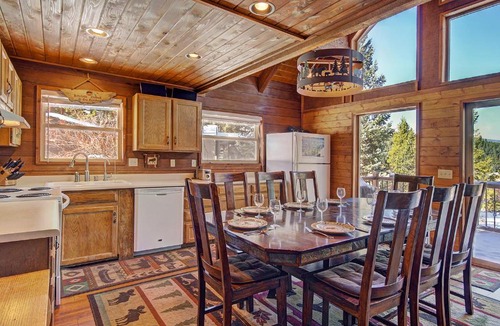Warrior's Mark House | Summit View Chalet Townhouse