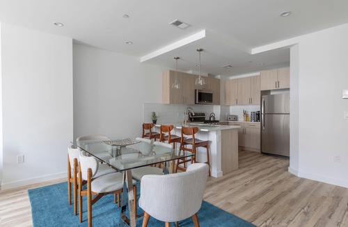 Hoboken Apartment | Sun-drenched 3BR Loft With Outdoor Space Near NYC