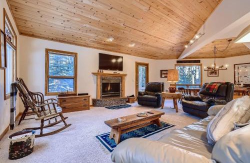 Sunbeam Estates House | Sunbeam Cabin Close to Downtown and Ski Shuttle