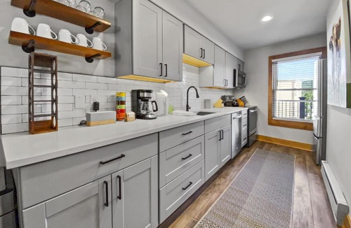 Four O'Clock Apartment | Sundowner II 225 condo
