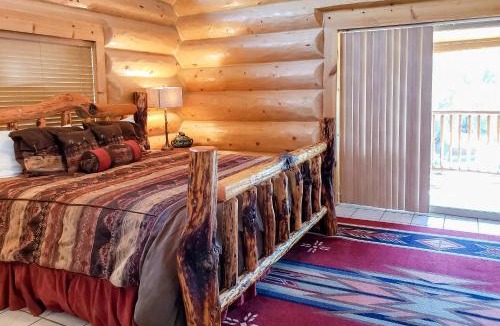 San Juan River Village House | Sunflower Lodge
