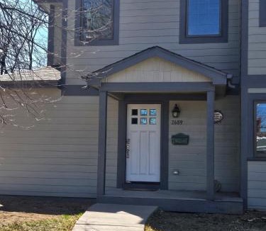University Park Apartment | Sunny Beautiful Apt, 2nd Level, 2Bedroom, 2Bath, Kitchen, Dining