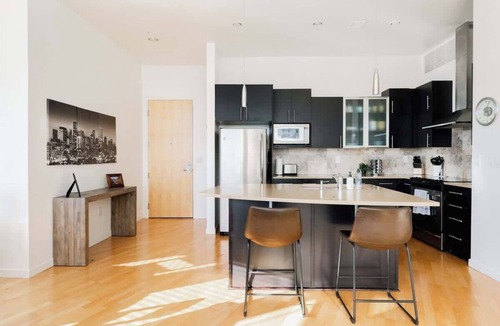 Stapleton Condo | Sunny Corner Condo | Central Park | 30+ Days