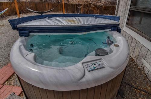 Windsor House | Sunny Family Home in Denver with huge yard and hot tub