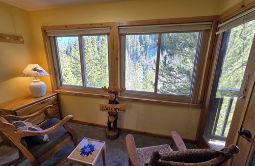 Frisco Condo | Sunny Frisco Condo Close to Skiing, Biking, Hiking, Downtown Dining and Shops