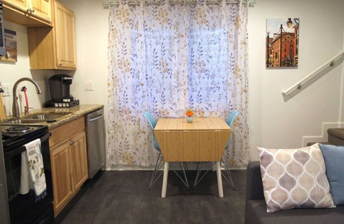 Sunnyside Apartment | Sunnyside Up - Hottub! - Great Location! - Low Cleaning Fees!