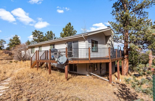 Carriage Hills House | Sunrise Hideaway w/Hot tub! 21-RES0227