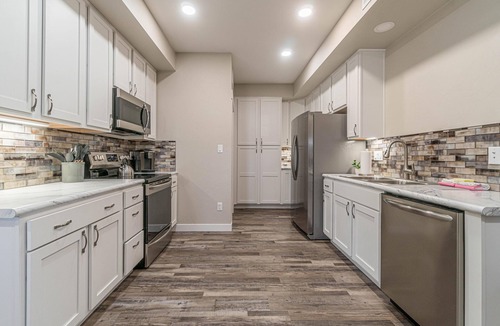 Pear Park House | Sunrise Mesa: Fenced Patio & BBQ Grill!