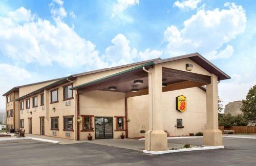Kremmling Hotel | Super 8 by Wyndham Kremmling