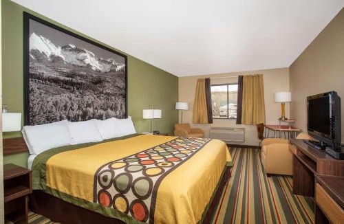 Kremmling Hotel | Super 8 by Wyndham Kremmling