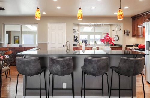 Vista Ridge House | Superb Entertainment Retreat: Colorado Crossroads!