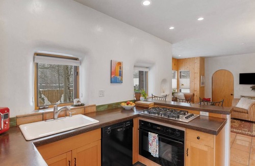 Steamboat Springs House | Sweet Strawbale Home min to Steamboat Ski Resort!