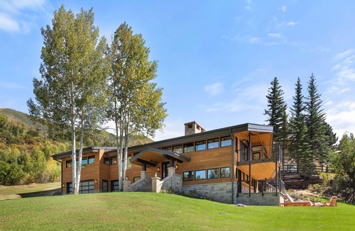 Red Mountain House | Swish Chalet off Willoughby Way, Lower Red Mountain