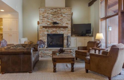Purgatory House | Tamarron Gambel Oak 745