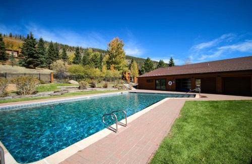 Keystone House | Tennis Townhomes 1326 by SummitCove Lodging