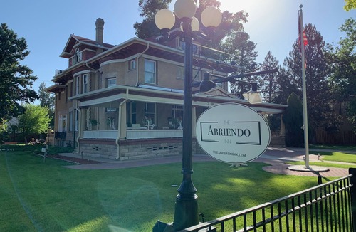 Pueblo Apartment | The Abriendo Inn - Holly suite