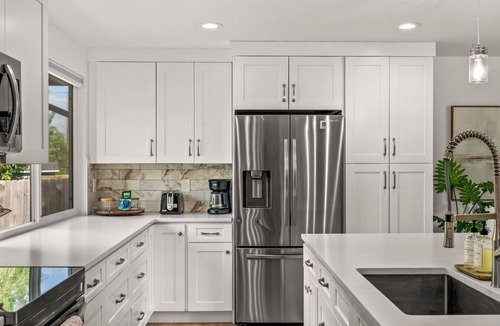Arvada House | The Arvada Family Nook | Hot Tub & Parkside Charm