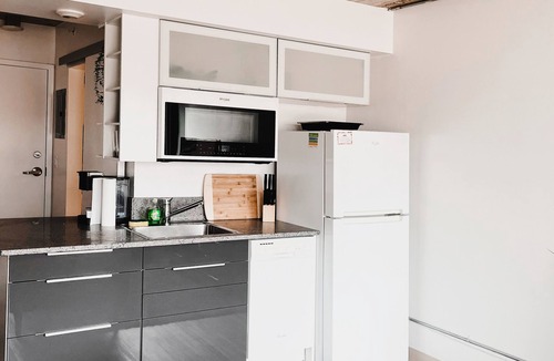 Jefferson Park Apartment | The Beat Box Studio