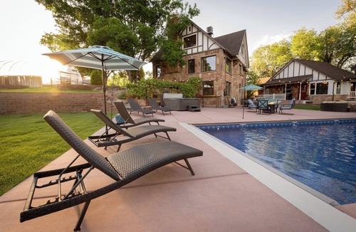 Grand Junction House | The Beatrice Estate With Pool And Hot Tub