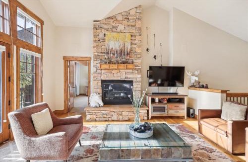 Baldy Mountain House | The Beaver Lodge at Breckenridge home