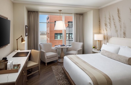 Fitzsimons Hotel | The Benson Hotel & Faculty Club