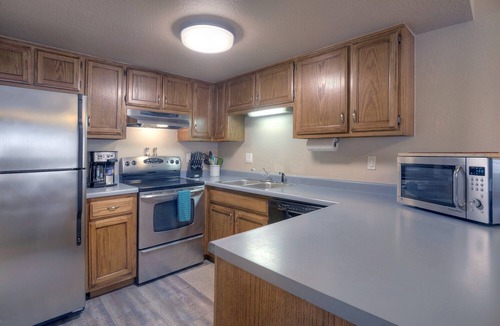Durango Condo | The Blue Bear (#9) | Near FLC, Town, Trails & Golf - Pool & Hot Tub