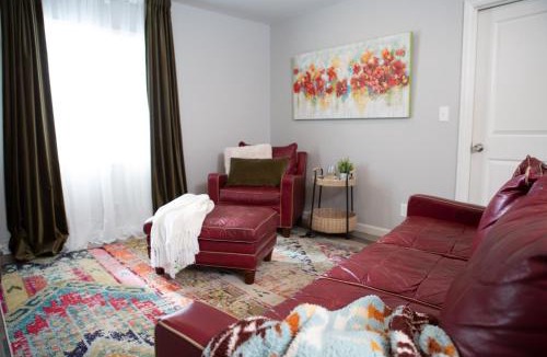 Loveland House | The Blue Door Bungalow - Oldtown, Well-Equipped Kitchen