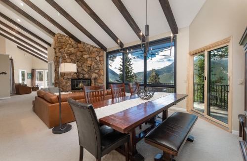 Windcliff Estates House | The Cedars Luxury Home At Windcliff Home