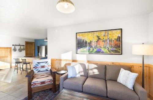 Creede House | The Coach House
