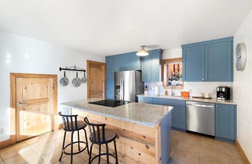 Creede House | The Coach House