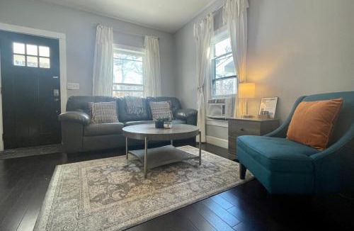 Martinez Park House | The Cottage! Chic Bungalow near Old Town Square!