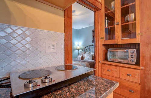 Colorado Springs Cottage | The Cottage
