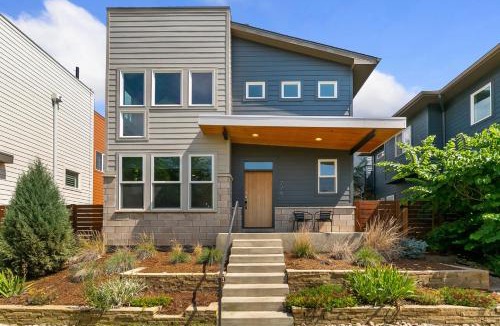 Old Town North House | The Cycle Haus Rooftop Deck with Hot Tub and Views