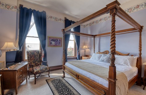 Leadville Hotel | The Delaware Hotel