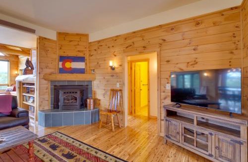 Nathrop House | The Fox Den 360 Mtn View and On-Site Hiking!