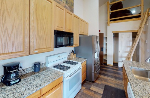 Grand Lake Cabin | The Gateway Inn