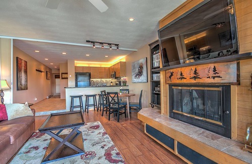 Dillon Condo | The Gem Of East Bay! Completely Remodeled 2nd Floor Unit With Breathtaking Views