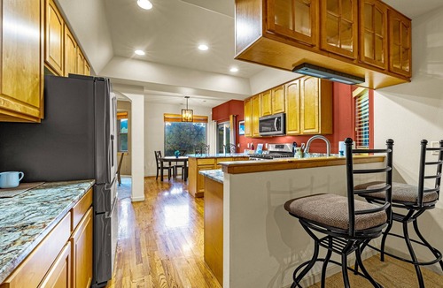 Palmer Lake House | The Glen House, a lovely 4 bedroom home in Palmer Lake, with hot tub, and views!