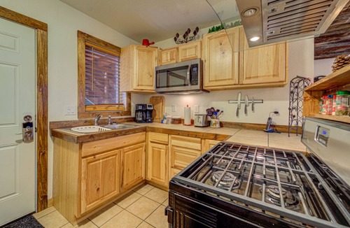Green Mountain Falls Cabin | The Green Mountain Falls Lodge