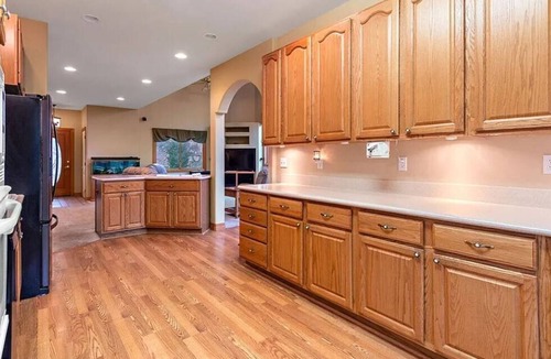 Richmond Hill Corridor House | The Last Resort Retreat: 14-acre, 3000 sq. ft. Mountain Home