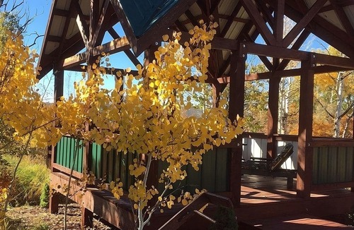 Mesa House | The Lodge is on the Largest Flattop Mountain in the World.