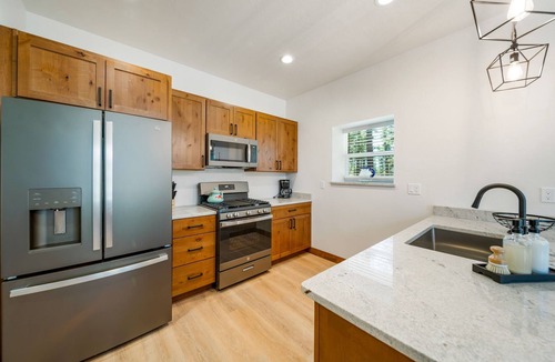 Bayfield House | The Loft at Golden Meadows Farm - Ideally located between Durango and Pagosa