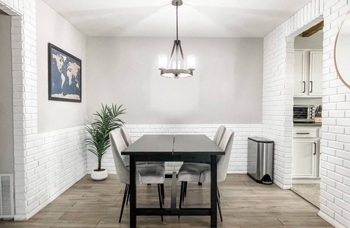 Columbine Condo | The Mountain View Pad. Easy Access to Red Rocks and the Mountains!