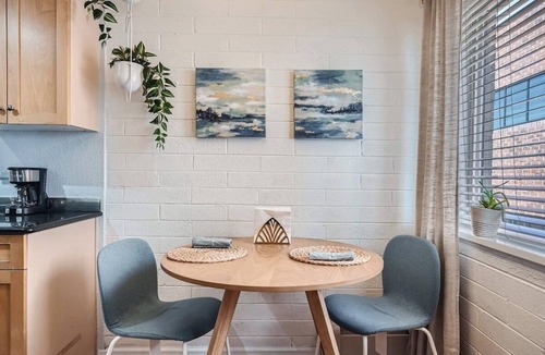 Speer Apartment | The Pink Pearl, 1BD, 30 Day, Pool, Wash Park West