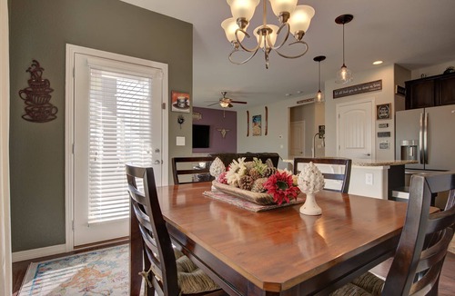 Elbert House | The Pink Room