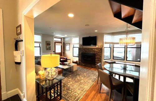 Telluride House | The Residence on South Oak - steps to the gondola!